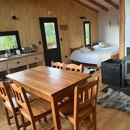 Laguna Larga Lodge Lago Futalaufquen ภายนอก รูปภาพ