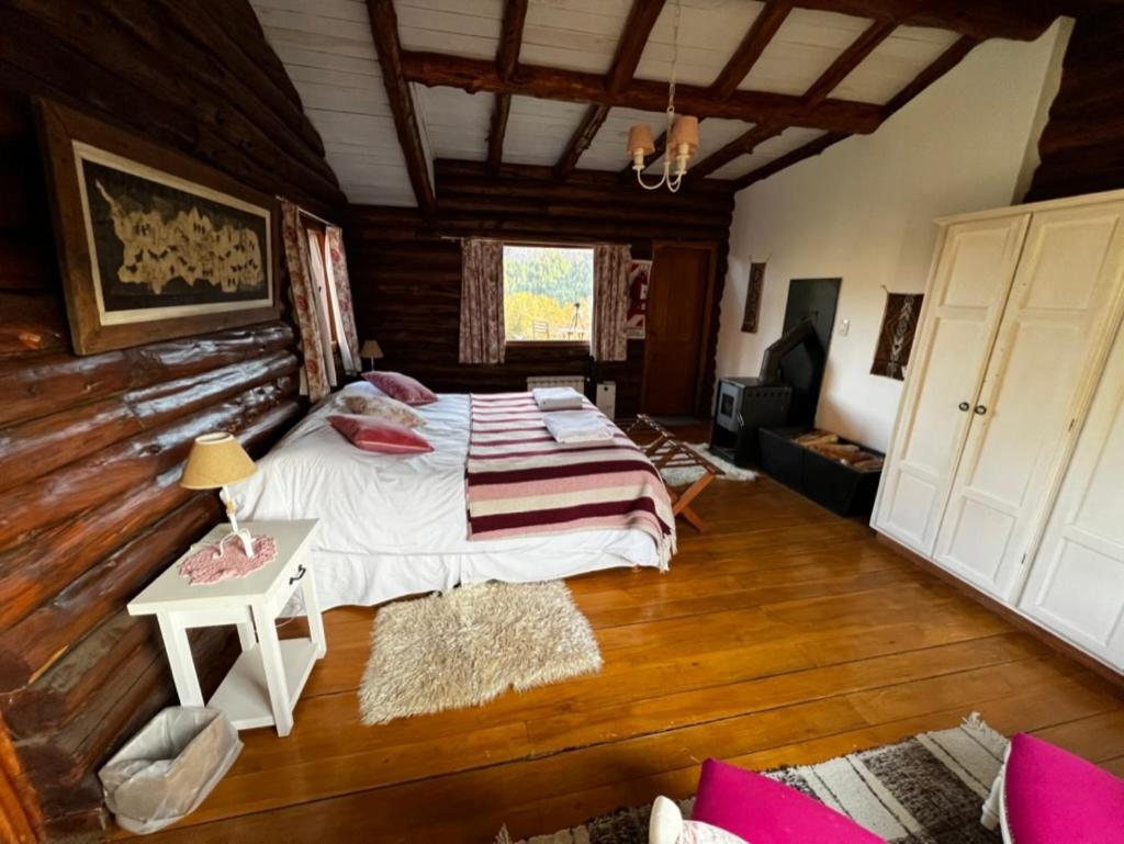 Laguna Larga Lodge Lago Futalaufquen ภายนอก รูปภาพ