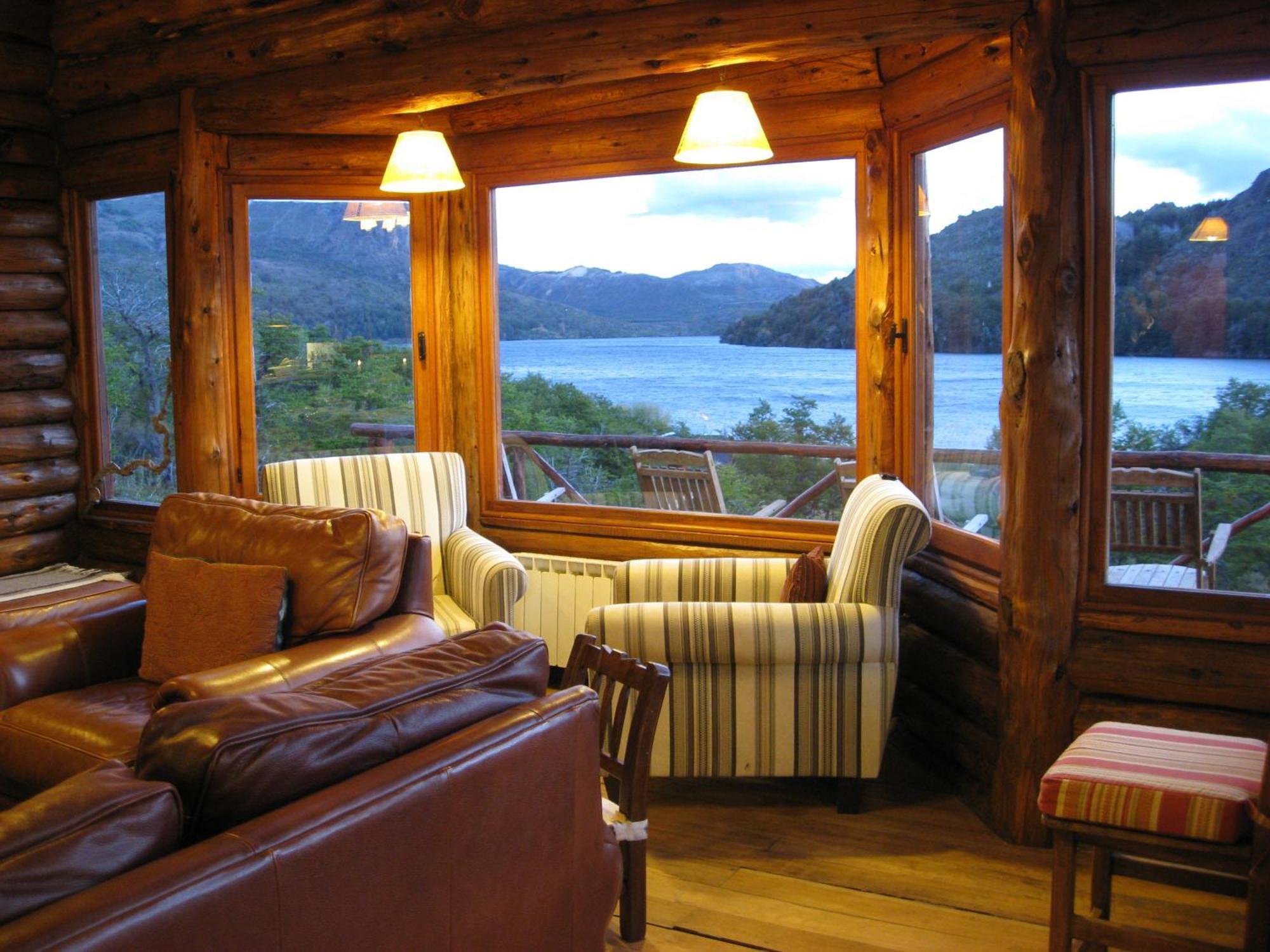 Laguna Larga Lodge Lago Futalaufquen ภายนอก รูปภาพ