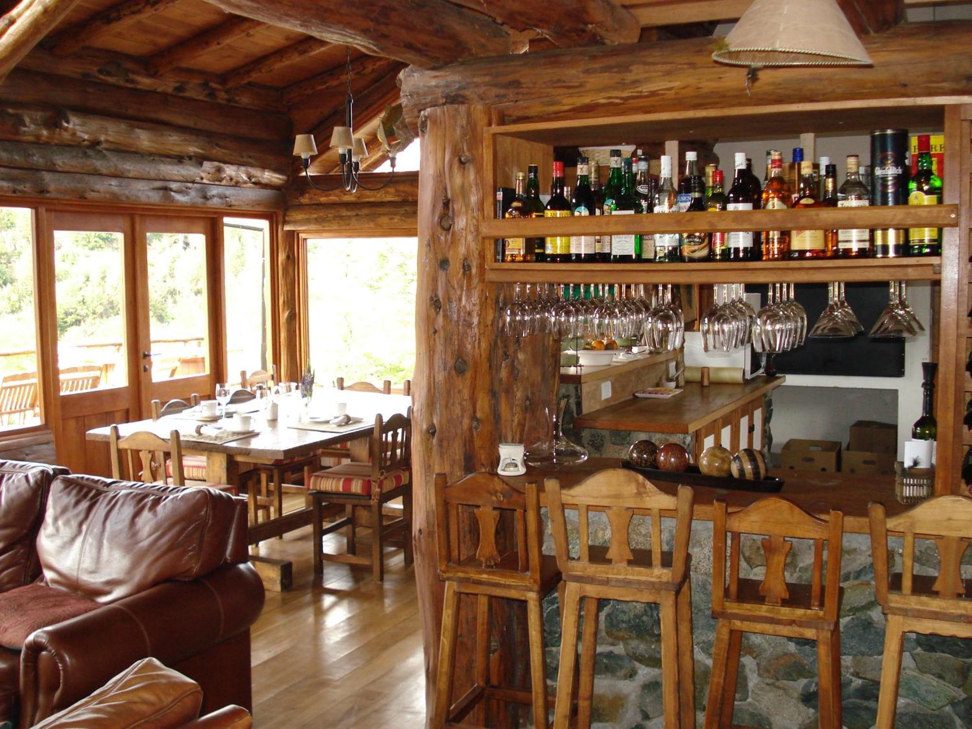 Laguna Larga Lodge Lago Futalaufquen ภายนอก รูปภาพ