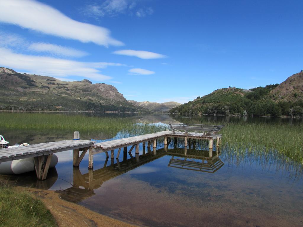 Laguna Larga Lodge Lago Futalaufquen ภายนอก รูปภาพ