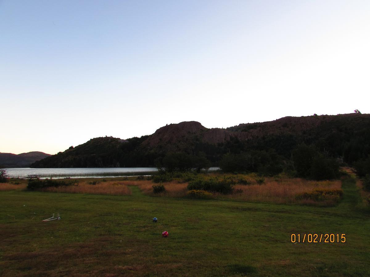 Laguna Larga Lodge Lago Futalaufquen ภายนอก รูปภาพ