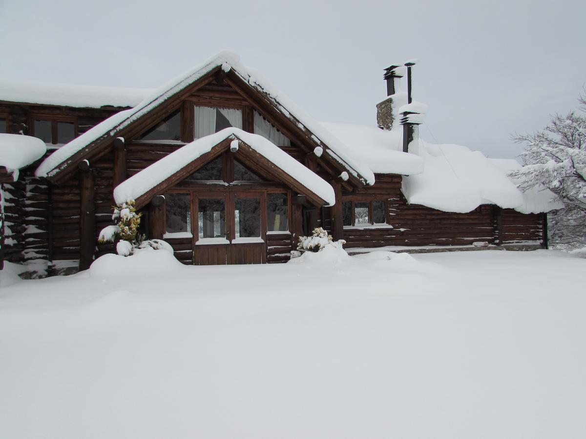 Laguna Larga Lodge Lago Futalaufquen ภายนอก รูปภาพ