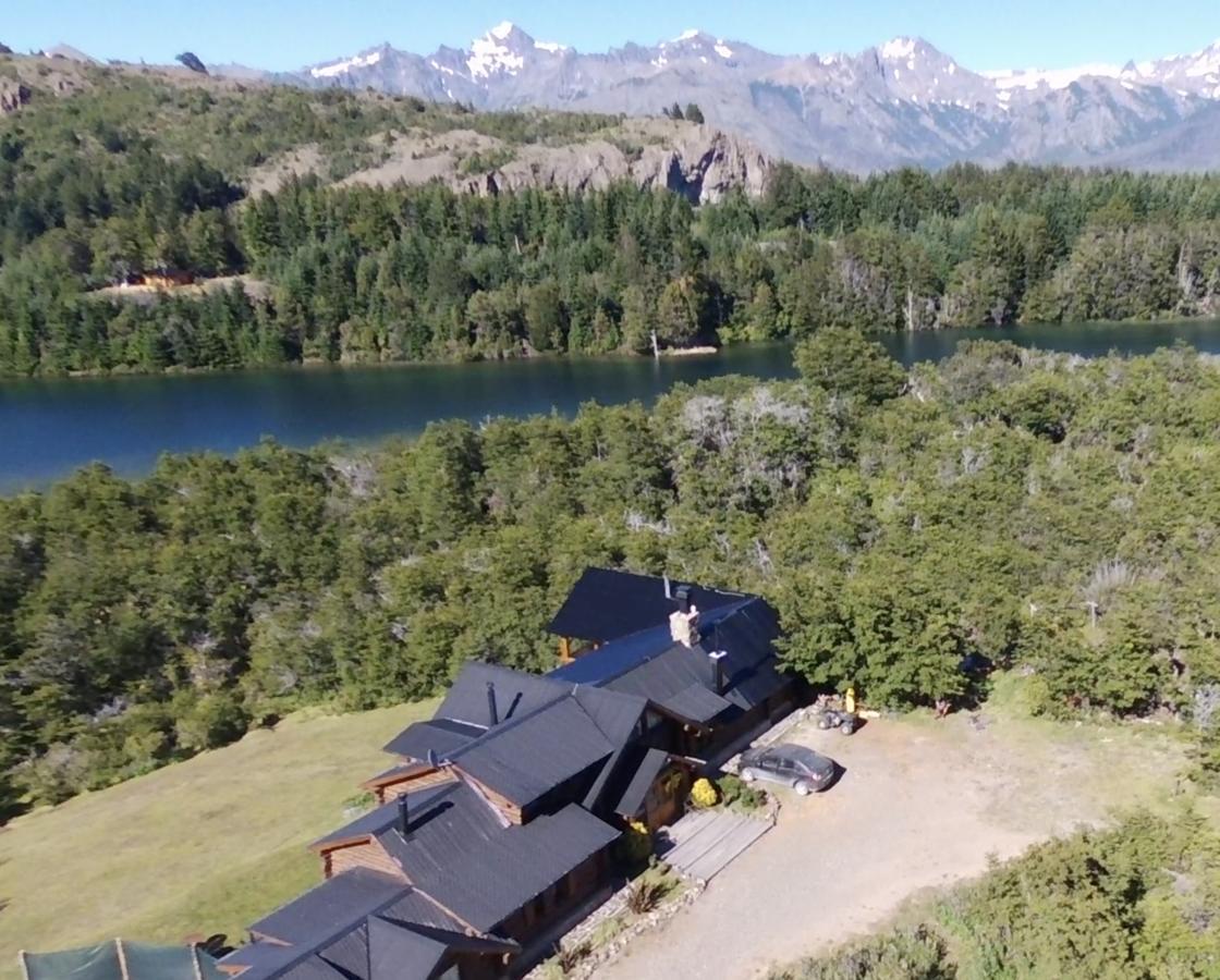Laguna Larga Lodge Lago Futalaufquen ภายนอก รูปภาพ