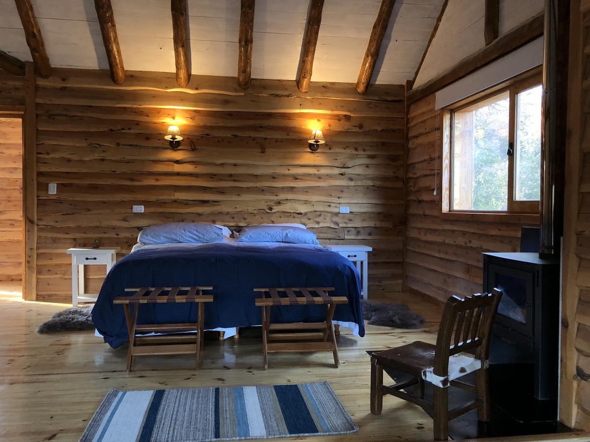 Laguna Larga Lodge Lago Futalaufquen ภายนอก รูปภาพ