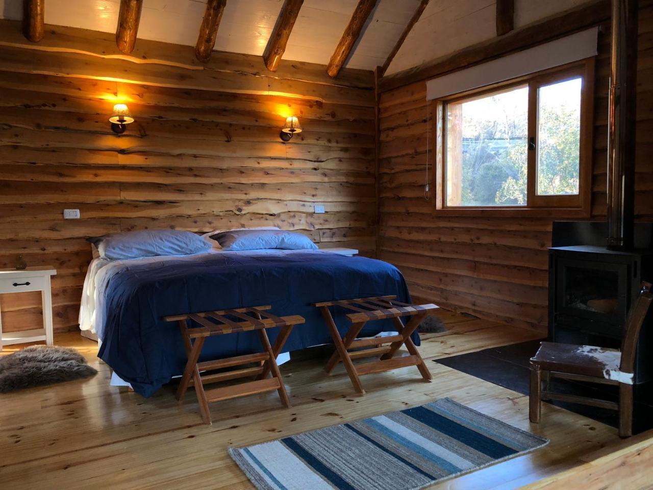 Laguna Larga Lodge Lago Futalaufquen ภายนอก รูปภาพ