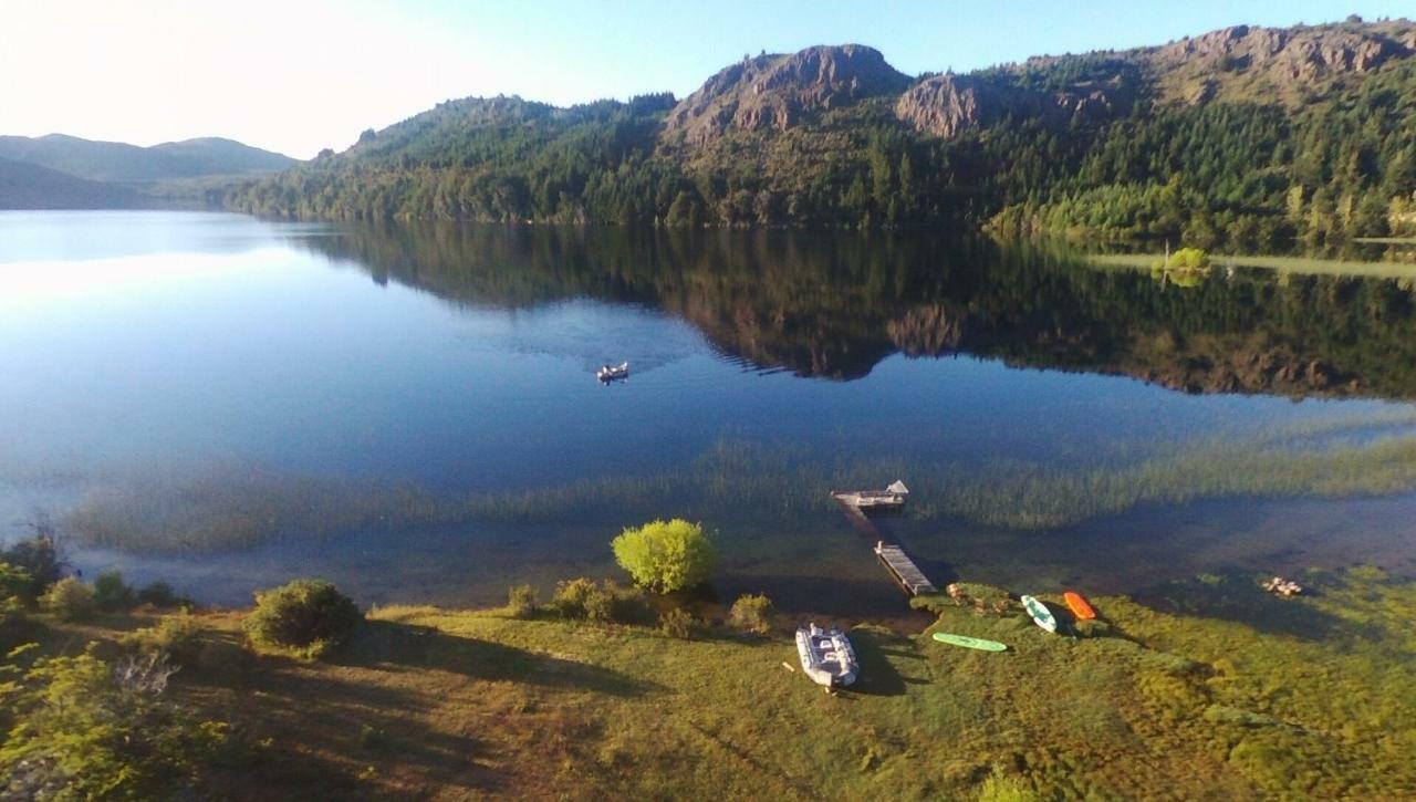 Laguna Larga Lodge Lago Futalaufquen ภายนอก รูปภาพ